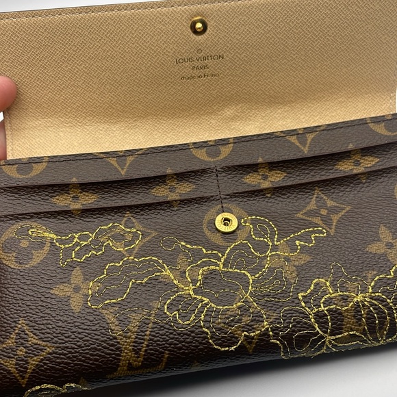 LOUIS VUITTON 2007 - Picture 11 of 16